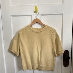 Abercrombie & Fitch Butter Yellow Knit Sweater Top